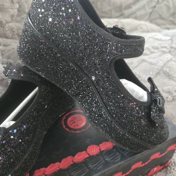 Dark Chocolate Design Black Glitter Platform Mary Jane Shoes - Picture 3 of 11